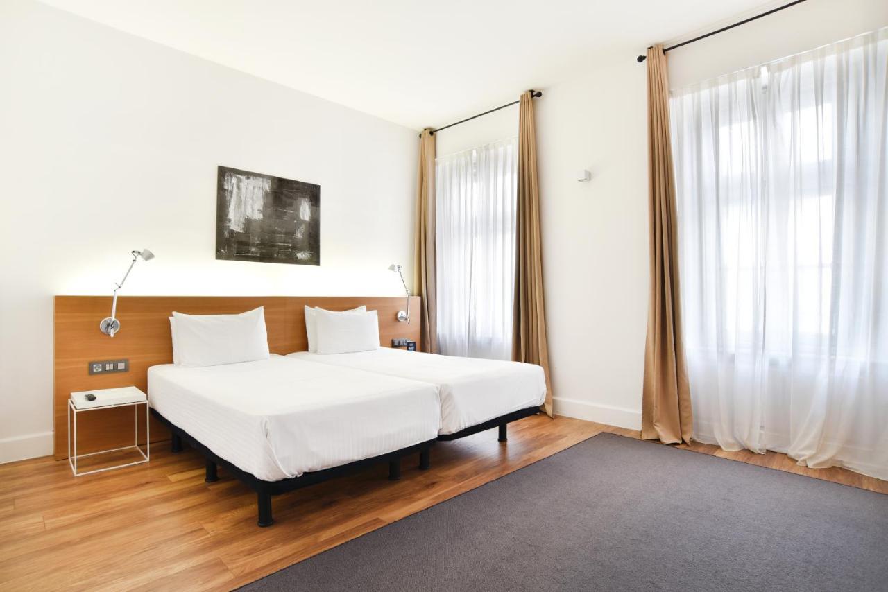 Hotel Zenit Budapest Palace Exteriör bild